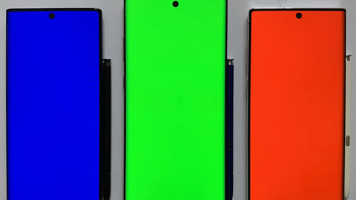 Samsung Dynamic AMOLED screens on Samsung Galaxy Note 10